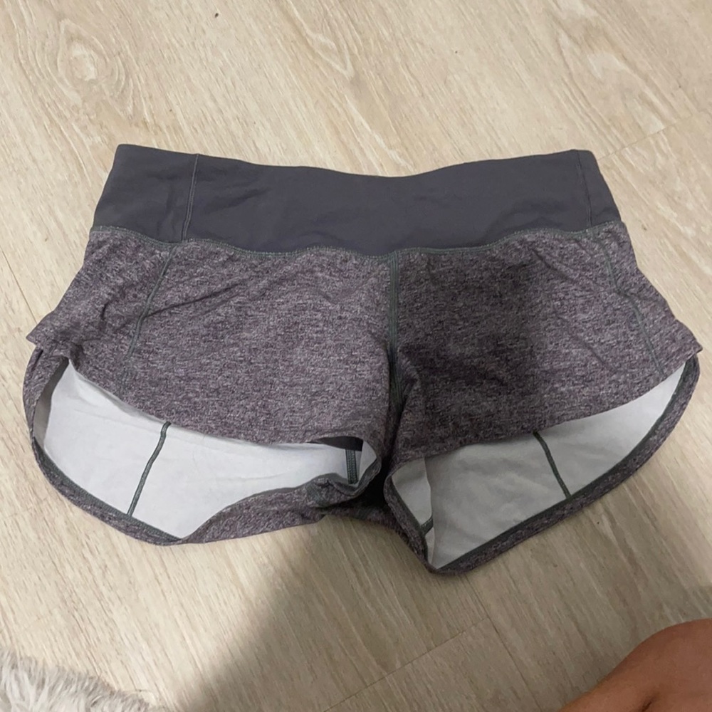 Lululemon Speed Up Mid-Rise Short 4"
